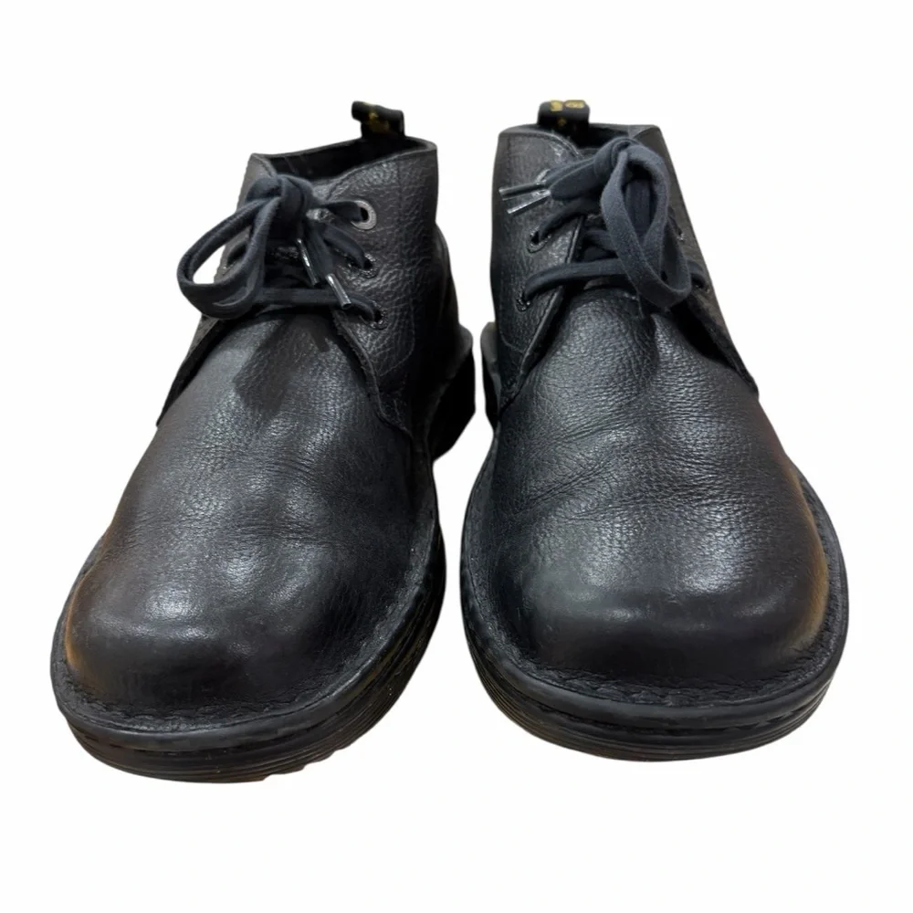 Dr. Martens Sussex Black Bear Track Leather Chukka Boots Size 11